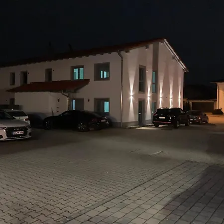 Karpfinger Hotel Aiterhofen